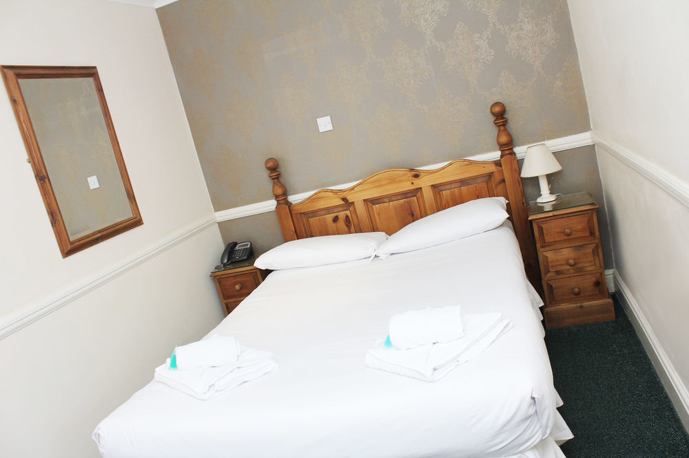 Hotel Gidea Park 3*