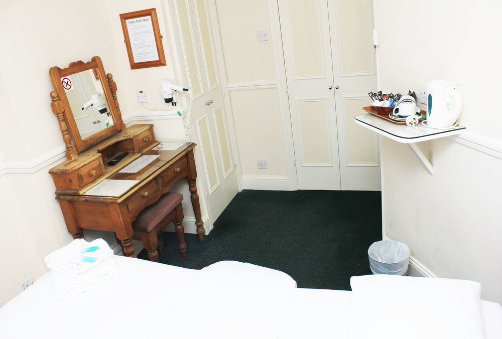 Hotel Gidea Park 3*