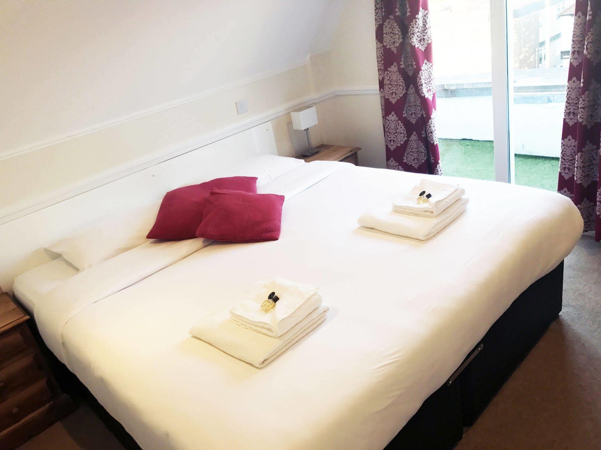 Hotel Gidea Park