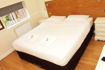 Gidea Park 3*